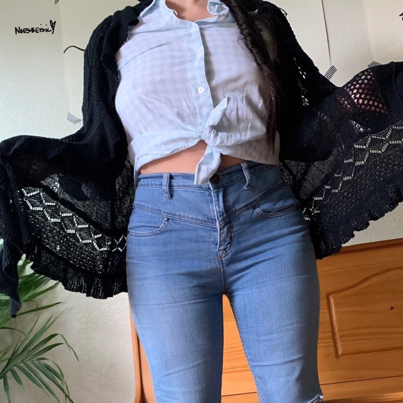 Neslay Paris Black Open Crochet Cardigan Cover Up - Picture 4 of 7